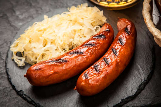 Pretzels-bratwurst-and-sauerkraut-1024x683.jpg
