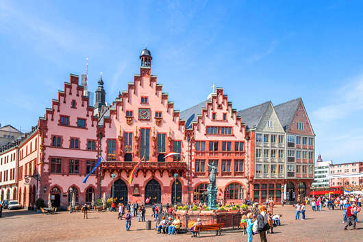 Romer-town-hall-Germany-Frankfurt-am-Main.jpg